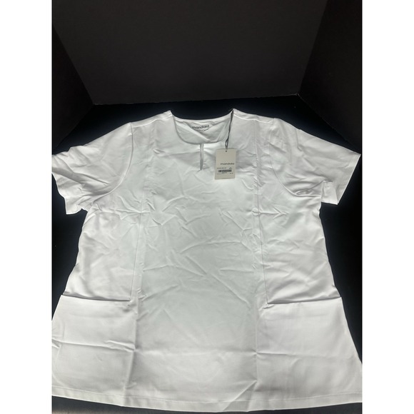 Mandala Women's‎ Woven Notch Neck Top Scrub Size 2XL White NWT - Picture 1 of 7